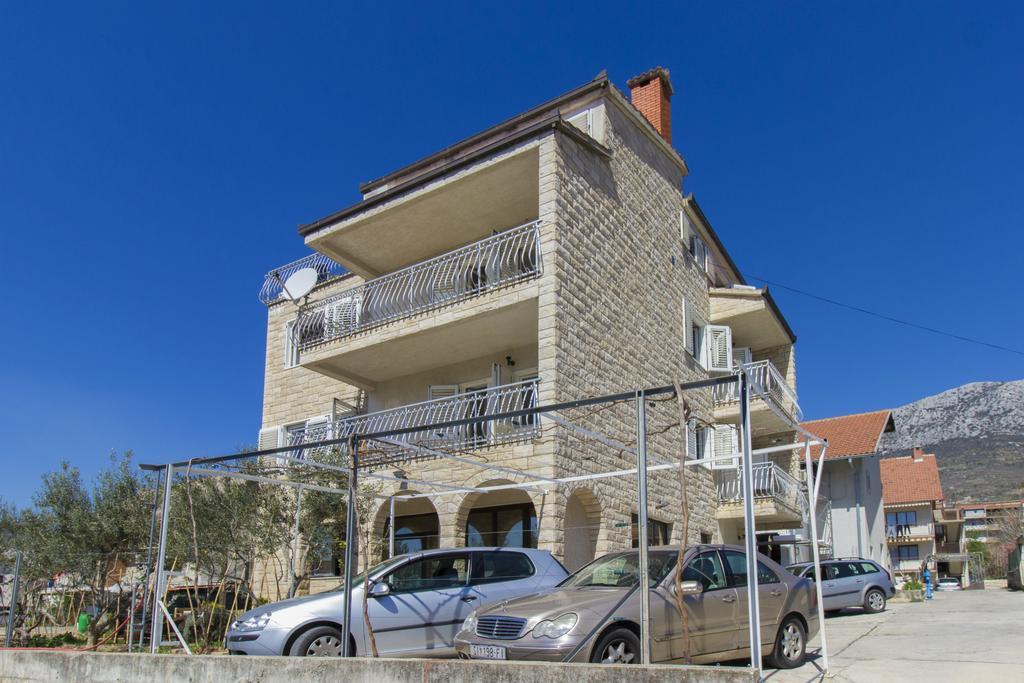 Barun Apartments Каштела Экстерьер фото