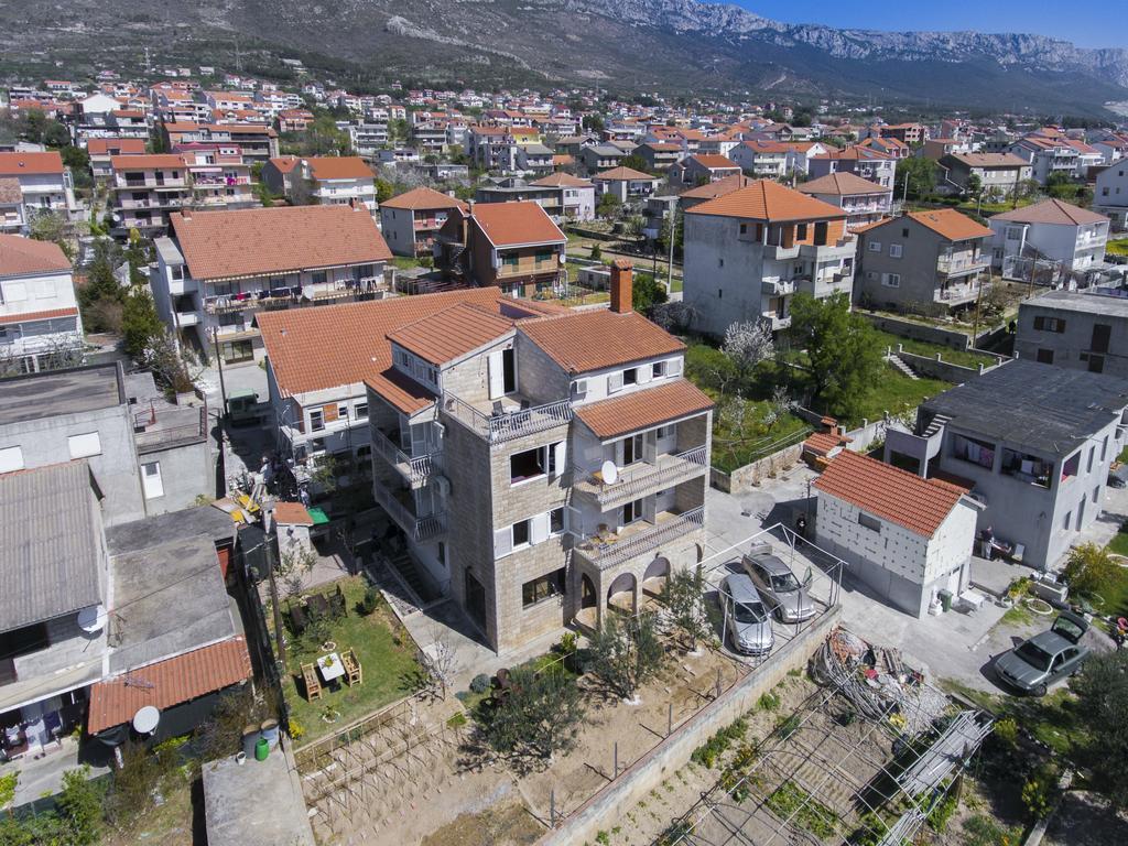 Barun Apartments Каштела Экстерьер фото