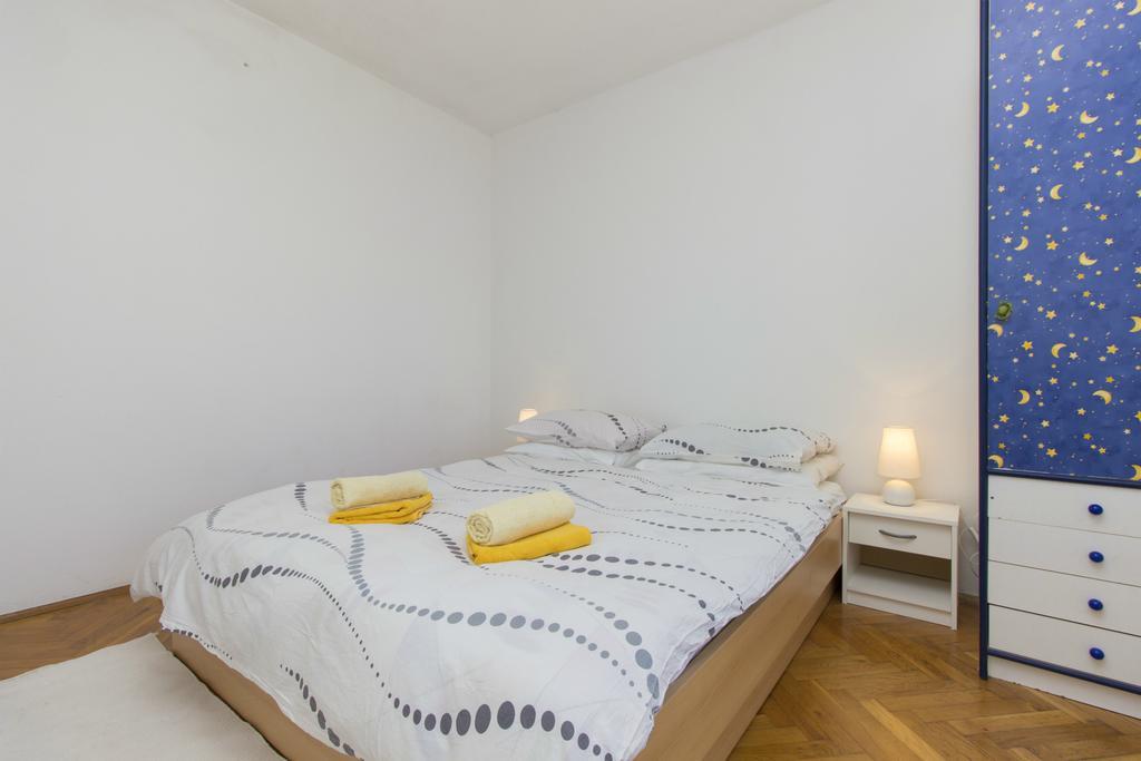 Barun Apartments Каштела Экстерьер фото